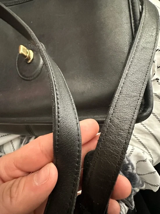 Vintage Coach Willis 9927 crossbody Bag - Picture 4 of 5